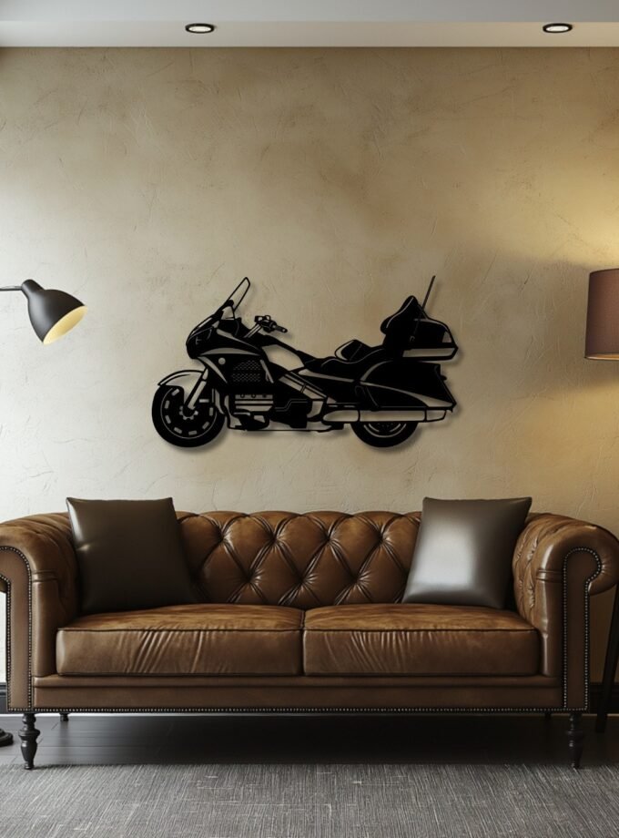 Honda Gold Wing — Luksus na Kołach, Sztuka na Ścianie